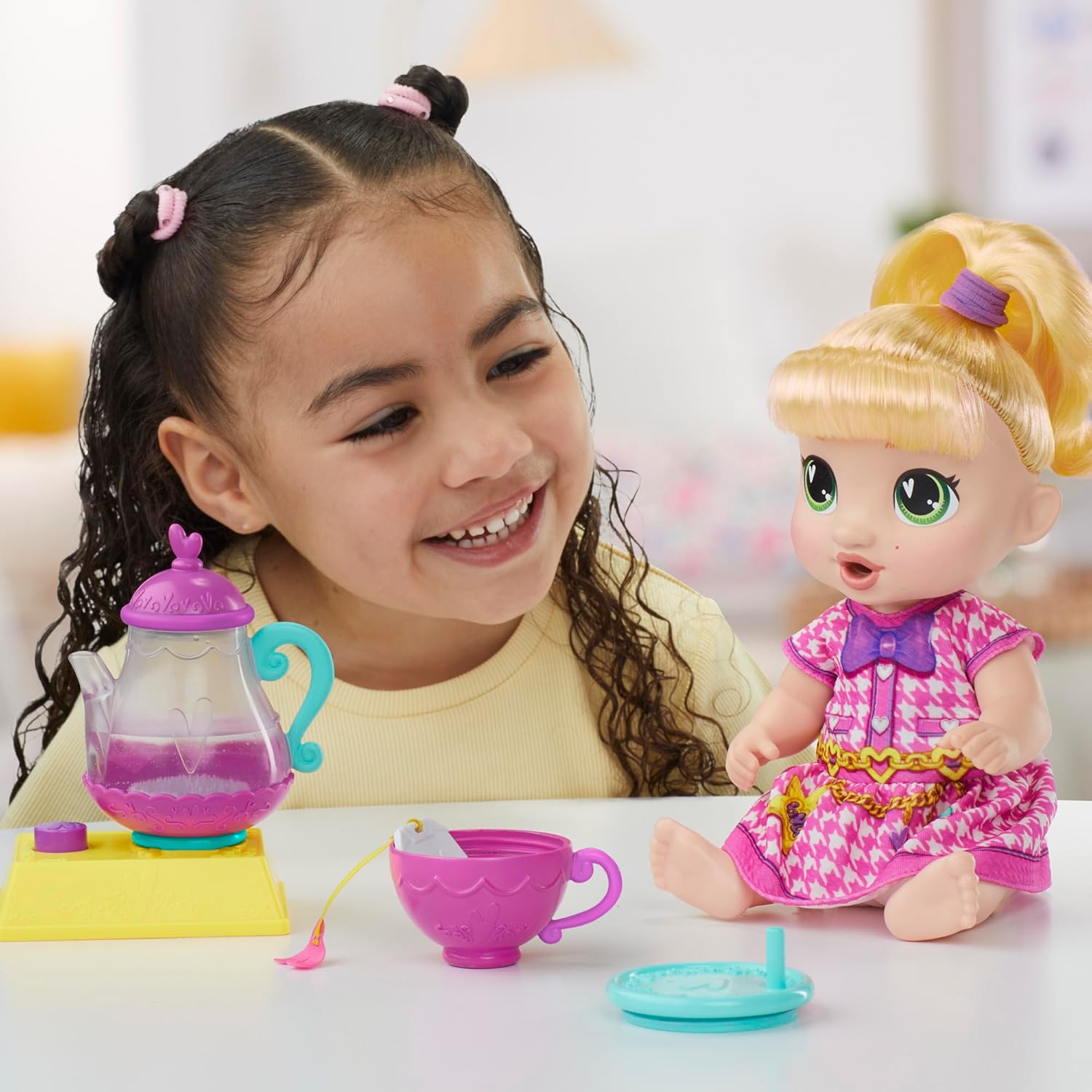 Baby Alive Bubbly Tea Party LaLa GooGoo Doll with Teapot Accessories, Blonde Hair, 28-cm, Toys for 3-year-old Girls and Boys & Up