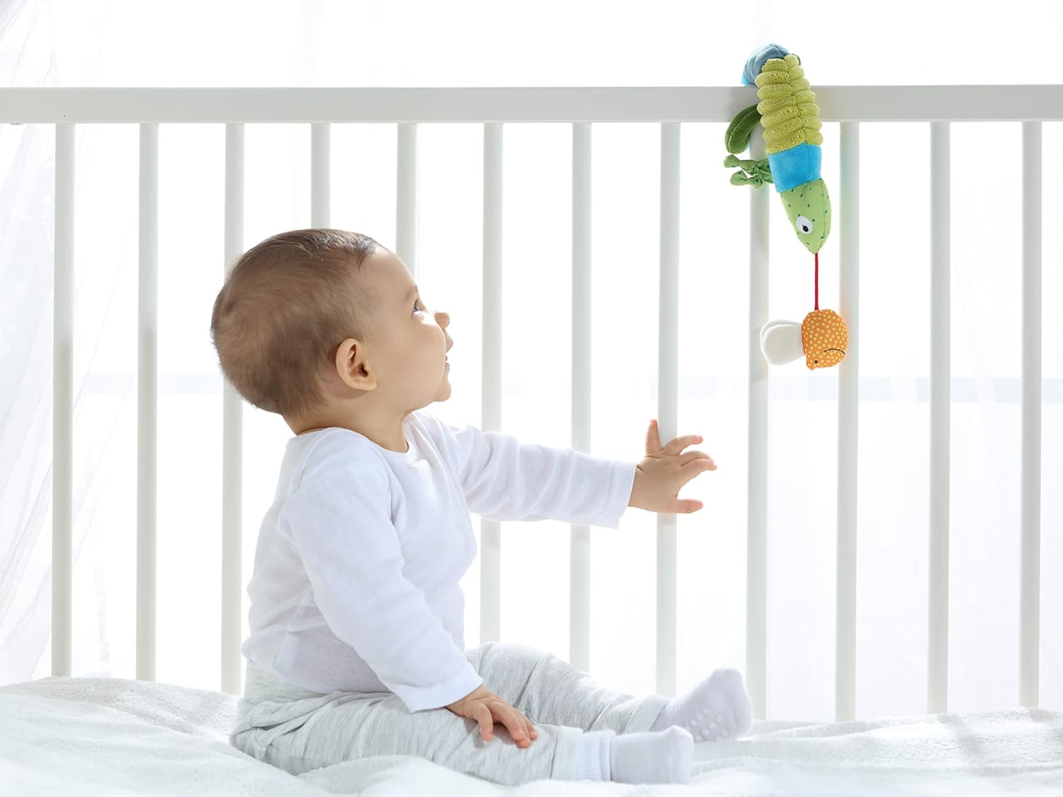 SIGIKID 41056 Anhänger Chamäleon Baby Activity On Tour Mädchen und Jungen Babyspielzeug empfohlen ab Geburt mehrfarbig