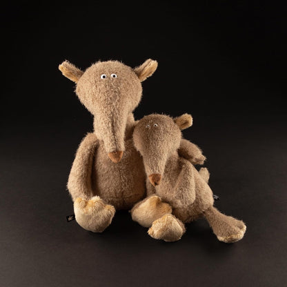 Plüschtier Nasenbär ACH Good! Family & Friends für Kinder und Erwachsene zum Sammeln, Schenken, Spielem, Schmusen