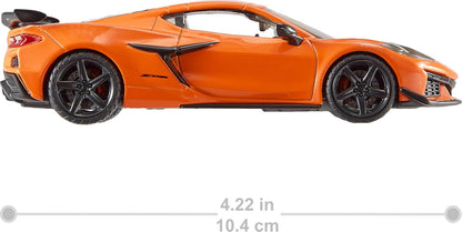 Hot Wheels - 1:43 scale vehicle, officially licensed replicas for adult collectors, real tires Riders, metal body and chassis