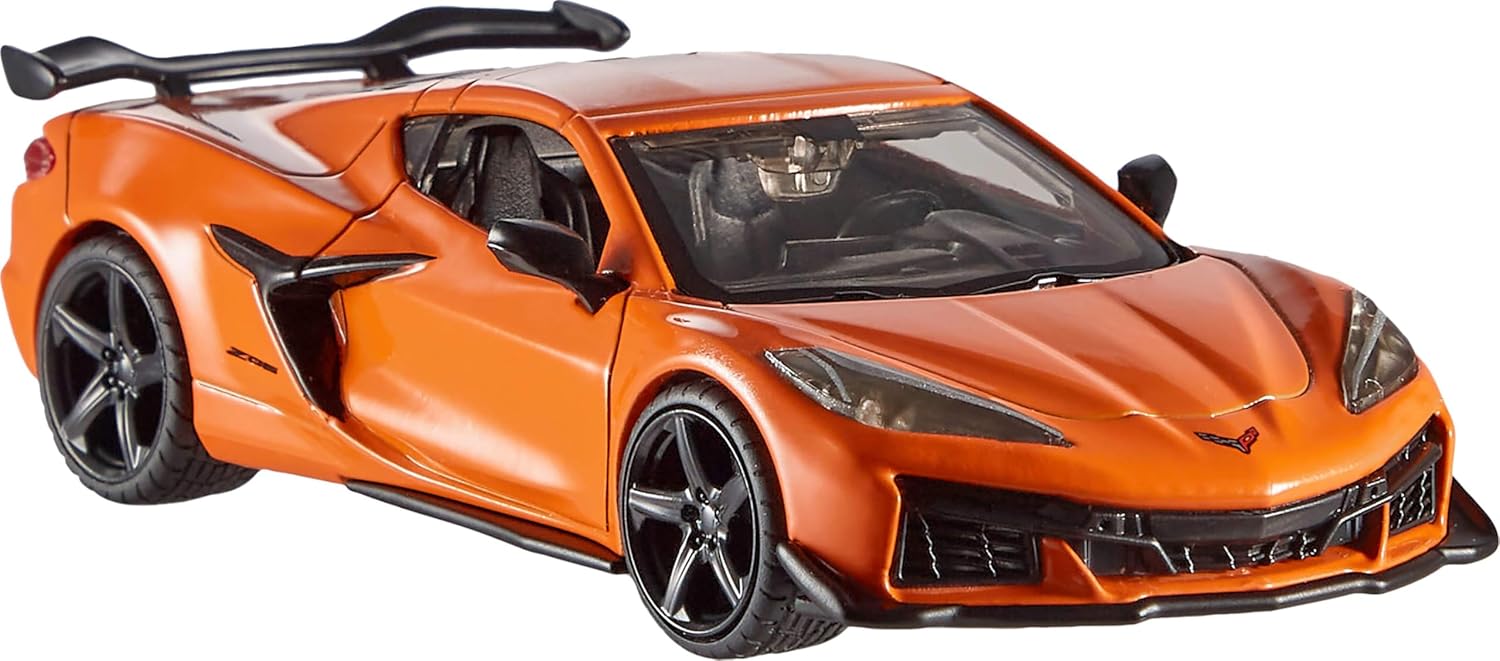 Hot Wheels - 1:43 scale vehicle, officially licensed replicas for adult collectors, real tires Riders, metal body and chassis