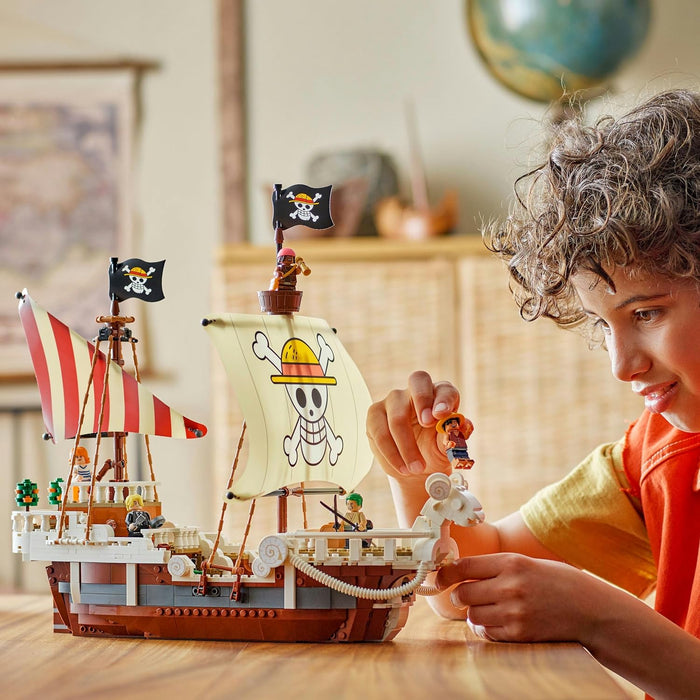 LEGO ONE PIECE Het Piratenschip Going Merry Bouwspeelgoed met 5 Minifiguren uit de Netflix Serie, Anime Modelset, Cadeau voor Kinderen, Verzamelset voor Jongens en Meisjes 75639
