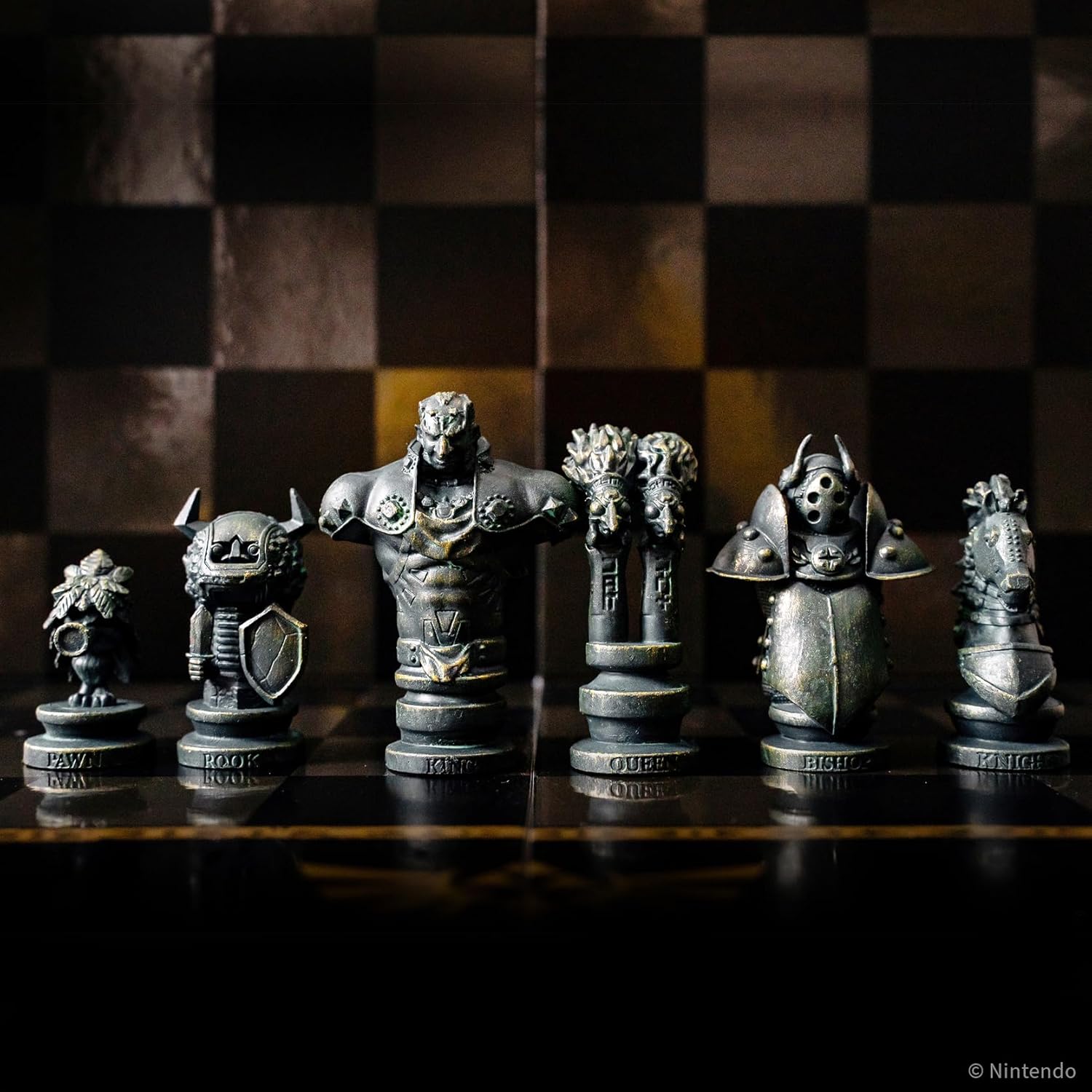 USAopoly | The Legend of Zelda Chess | Board Game | Ages 8+ | 2 Players | 60+ Minutes Playing Time