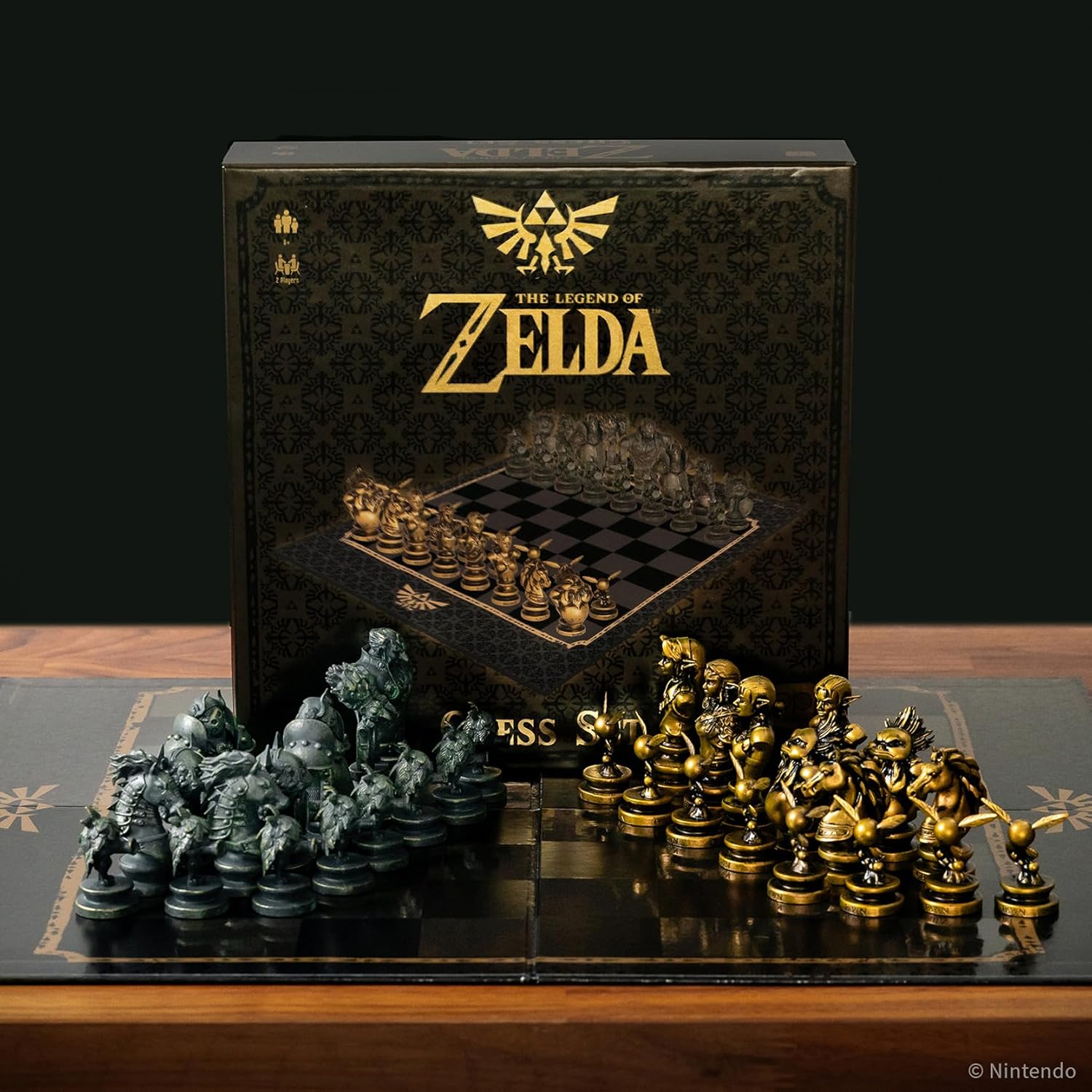 USAopoly | The Legend of Zelda Chess | Board Game | Ages 8+ | 2 Players | 60+ Minutes Playing Time