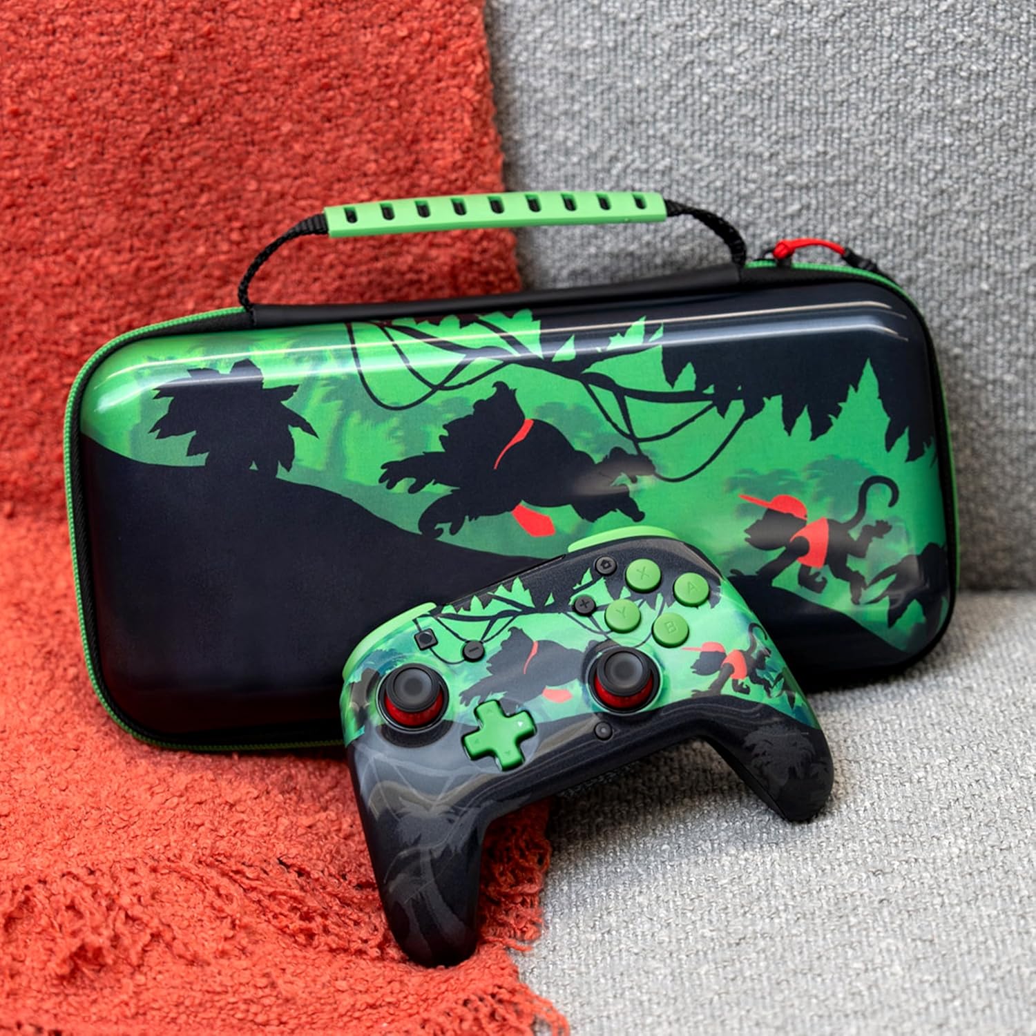 Turtle Beach PlayTrek Donkey Kong Reishoes, officieel gelicentieerd door Nintendo voor je Nintendo Switch 2