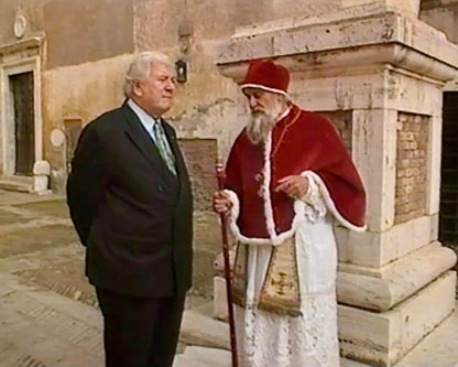 Weltmacht Vatikan - präsentiert von Sir Peter Ustinov / Die komplette 3-teilige Dokumentation präsentiert von Sir Peter Ustinov (Pidax Doku-Highlights