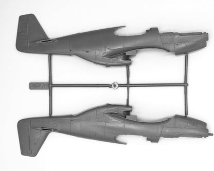 ICM 48121 - Mustang P-51C, WWII American Fighter