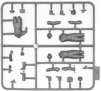 ICM 1:35 - Soviet Tank Crew (1939-1942) 3 Figs