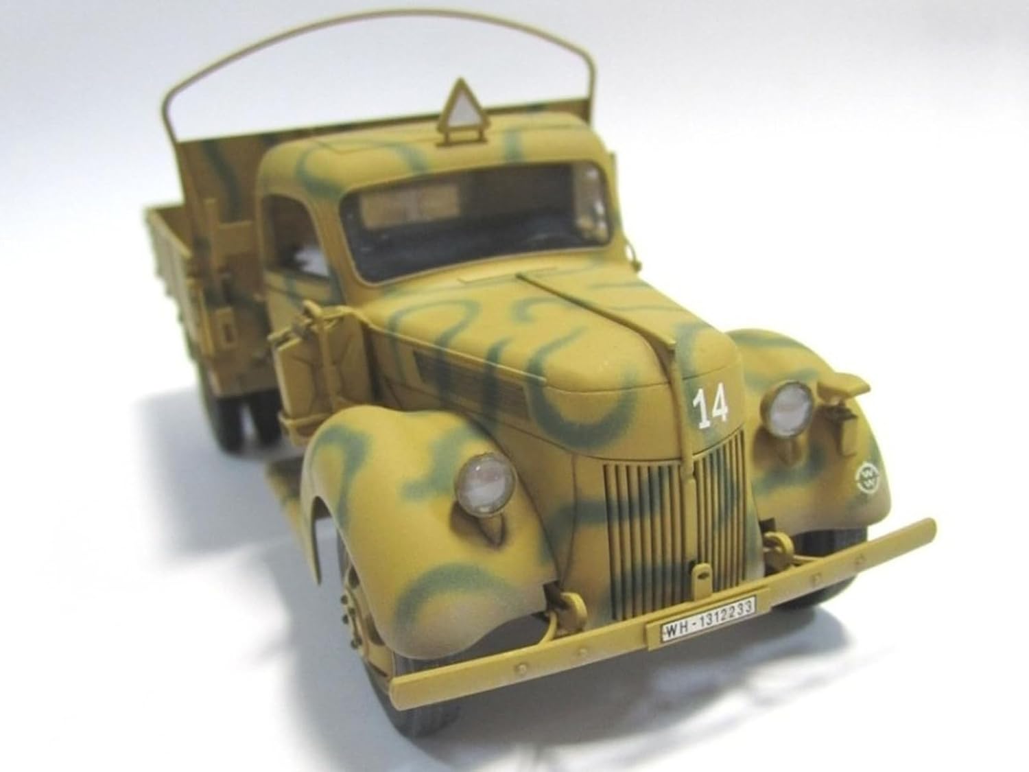 ICM 1:35 - V3000S (1941) German Army Truck