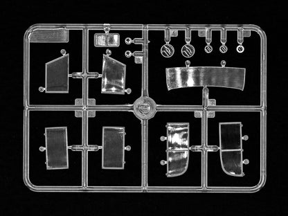 ICM 1:35 - Typ G4 (Kfz.21), WWII German Staff Car