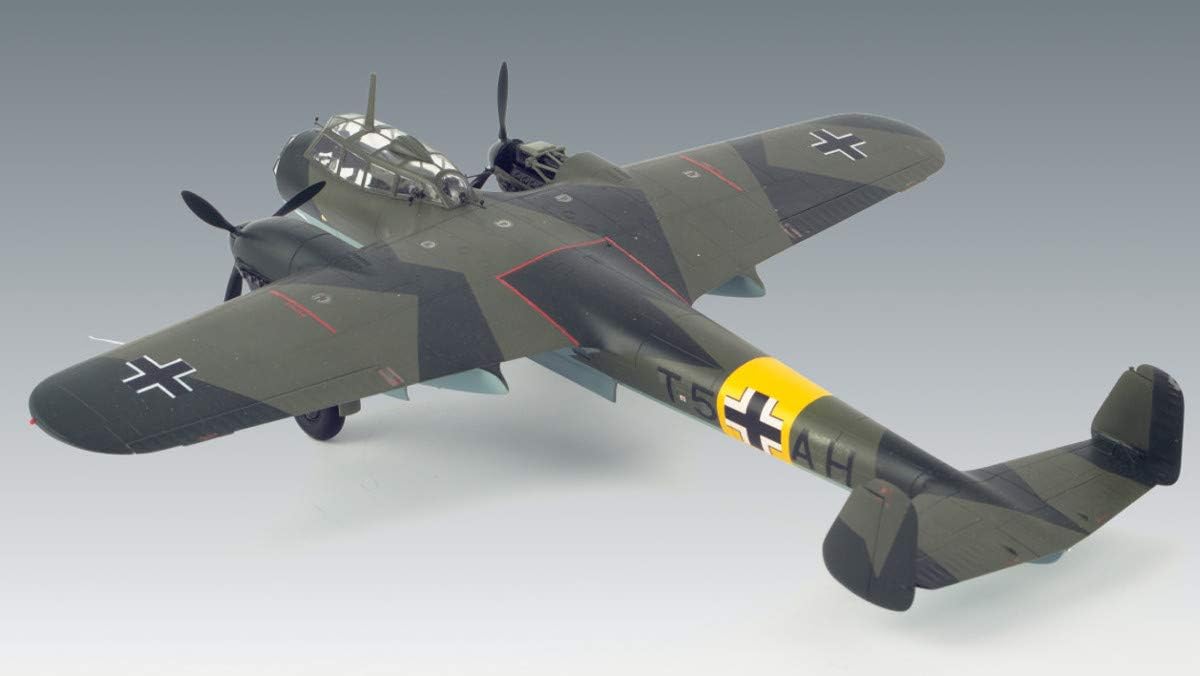 ICM 1:48 - Do 215 B-4, WWII German Recon. Plane