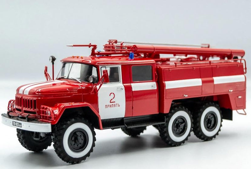 ICM 1:35 - AC-40-137A, Soviet Firetruck