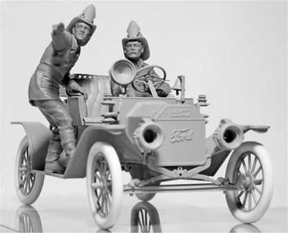ICM 1:24 - Model T 1914 Fire Truck with Crew Multicolor