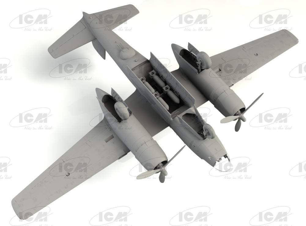 ICM 1:48 - A-26?-15 Invader, WWII American Bomber