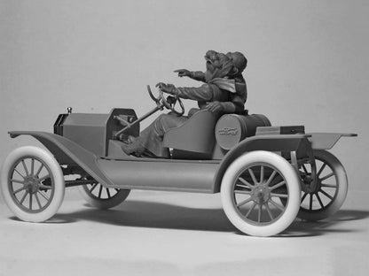 ICM 1:24 - Model T 1913 Speedster with Drivers