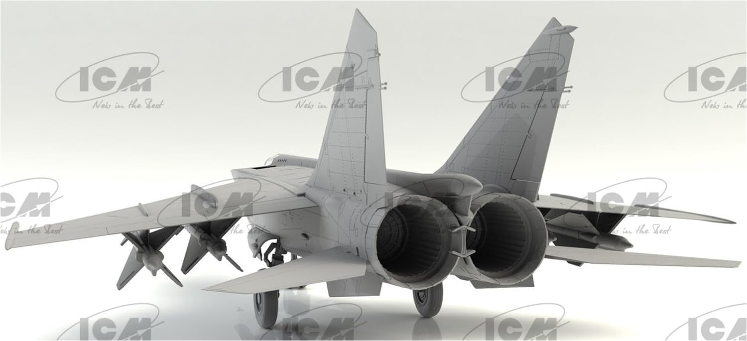 ICM 1:72 - MiG-25 PD, Soviet Training Aircraft