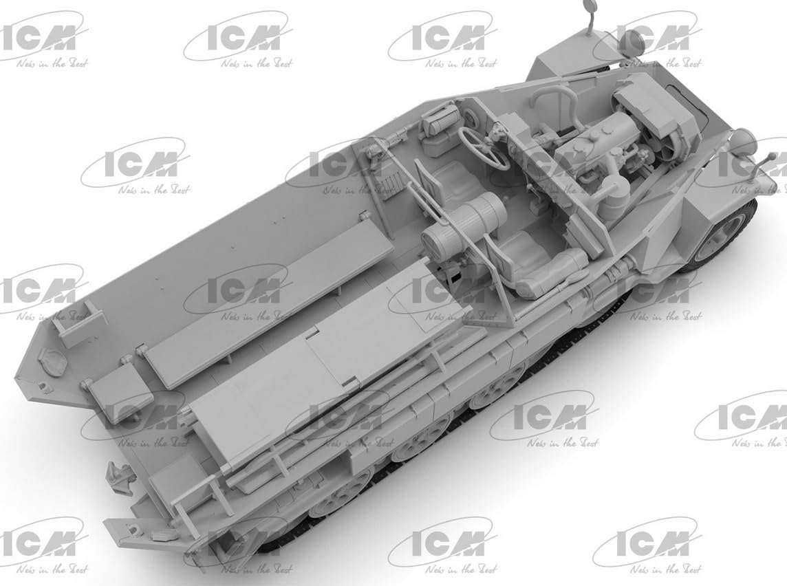 ICM 1:35 - Sd.Kfz.251/8 Ausf.A Krankenpanzerwagen Ambulance Model kit, ICM35113