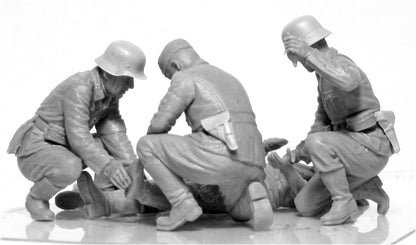 ICM 1:35 - WWII German Military Medical Personnel