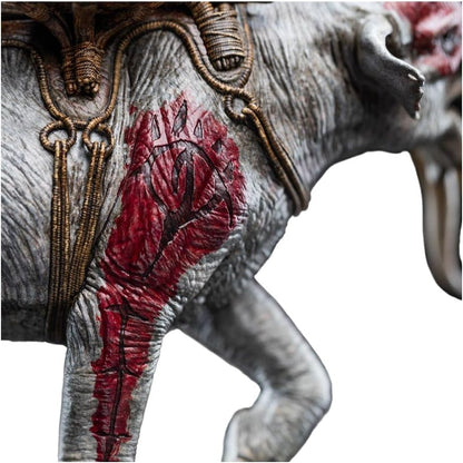 Weta Workshop Lord of the Rings Mini Statue Mumak in Battle 17 cm