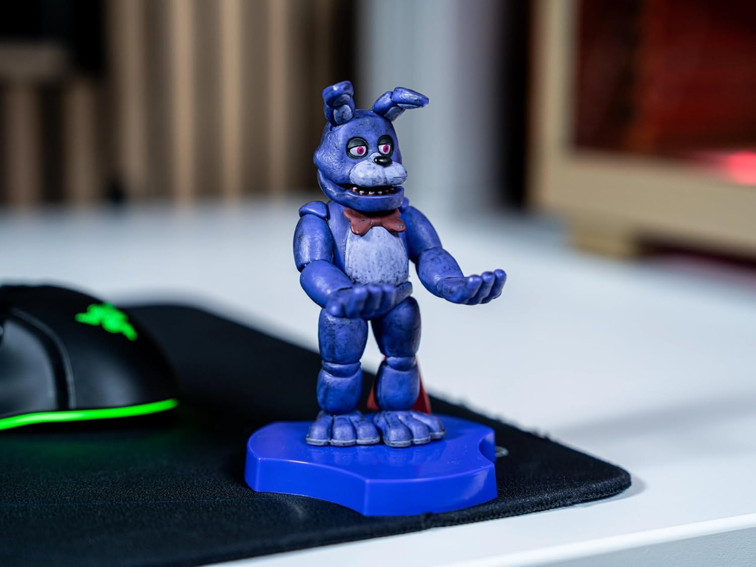 Cableguys Minis Five Nights at Freddy's Bonnie - Supporto per telefono cellulare e comodino, per smartphone e piccoli dispositivi, decorazione da scrivania
