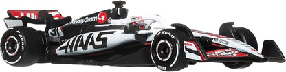 Hot Wheels 1:64 Scale Premium Die-Cast Formula 1 Collectible Toy Race Car with Real Riders Tires & Metal/Metal Body & Chassis (Styles May Vary