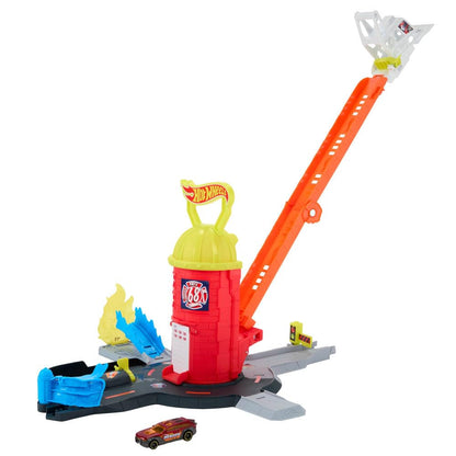 Hot Wheels Toy Car Track Set, City Super Fire Station Rescue Playset & 1:64 Scale Fire Truck, Ladder-Track Extends 16”, 4 Different Exits, Easy Storage, JHL95