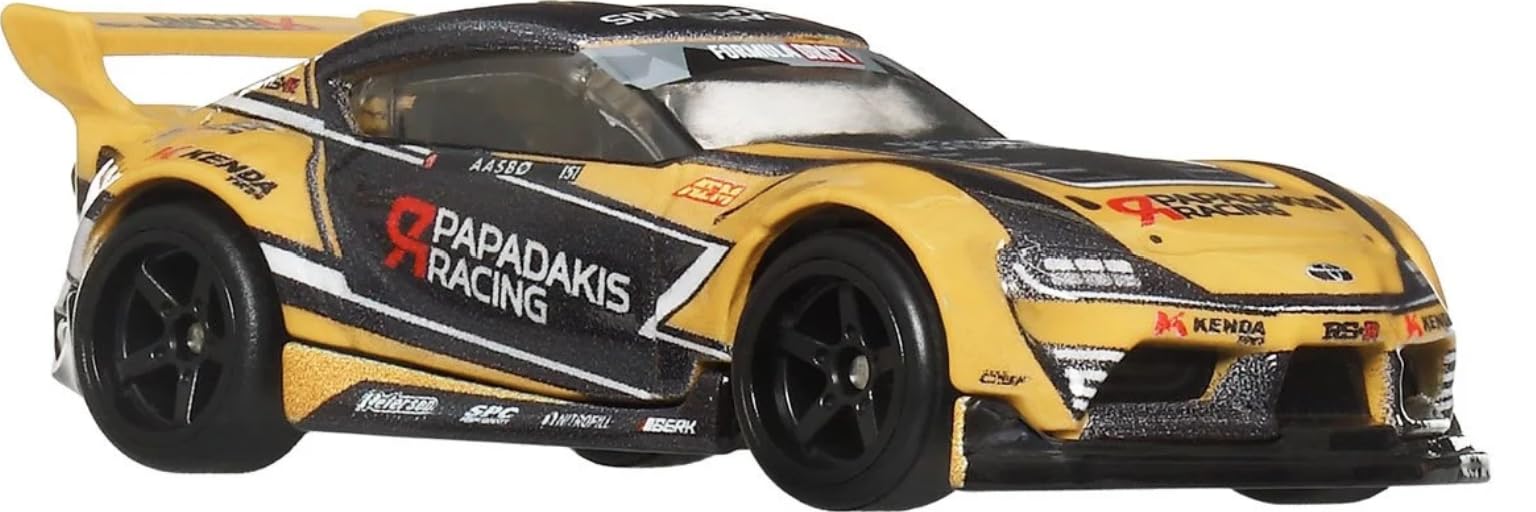 Hot Wheels Premium Car Culture Team Transport '20 Toyota GR Supra & Fleet Street