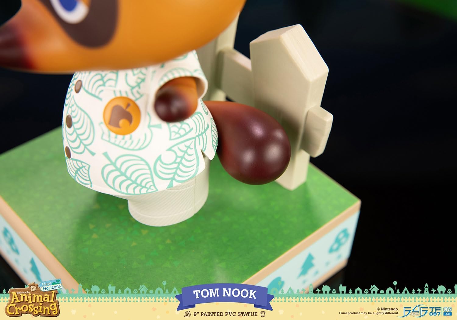 First 4 Figures - Animal Crossing: Nuovi Orizzonti – Statua Tom Nook – Statua in PVC Dipinto – 22 cm