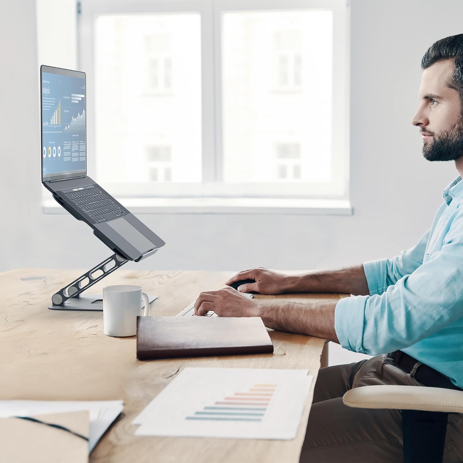j5create Multi-Angle Aluminium Laptop Stand, Ergonomische Notebook Stand, Geschikt voor MacBook, Dell, HP, Lenovo, Voor de meeste laptops tot 16 inch (JTS127