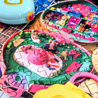 Gibsons We Love the 80s 1000 Piece Jigsaw Puzzle for Adults – Retro Nostalgia Puzzle with 80s Icons by Eduard – Colourful Vintage Design – Premium Sustainable Puzzle Made in the UK/EU