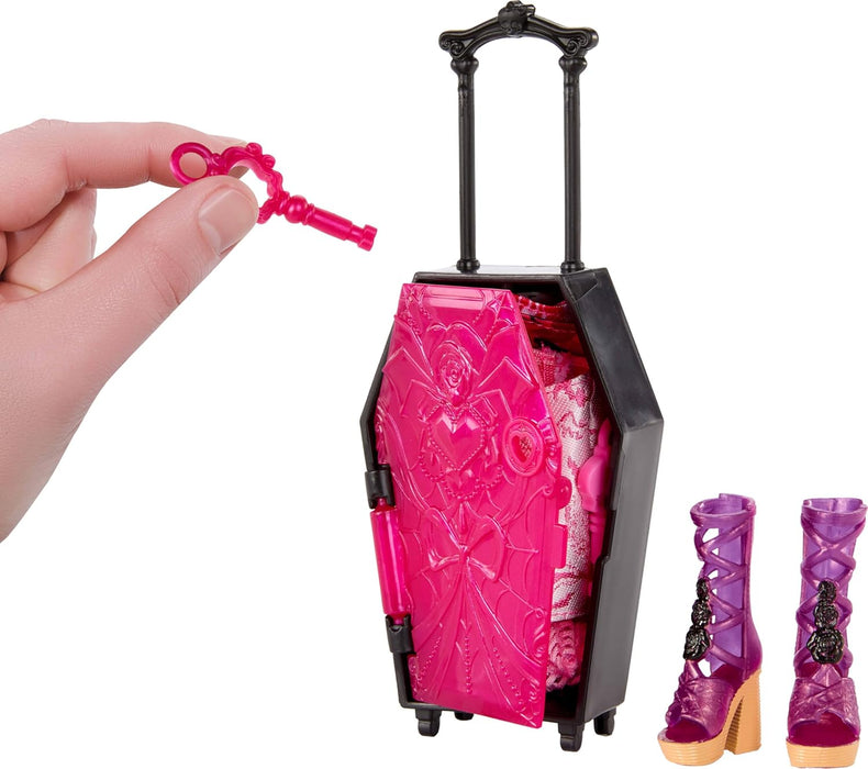 Monster High Skulltimate Secrets Draculaura-Puppe und Zubehörset, Destination: Gore-geous Oasis mit Koffer und über 19 Zubehörteilen wie Kleidung, JDR50