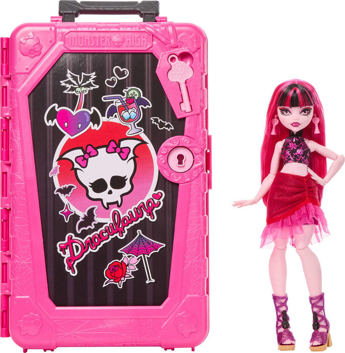 Monster High Skulltimate Secrets Draculaura-Puppe und Zubehörset, Destination: Gore-geous Oasis mit Koffer und über 19 Zubehörteilen wie Kleidung, JDR50