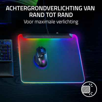 Razer Firefly V2 Pro - RGB verlichte gaming muismat - Geïntegreerde USB-poort (15 Zone LED-verlichting, Micro-geëtst gestructureerd oppervlak voor optimale tracking, Afneembare USB-C-kabel) Zwart