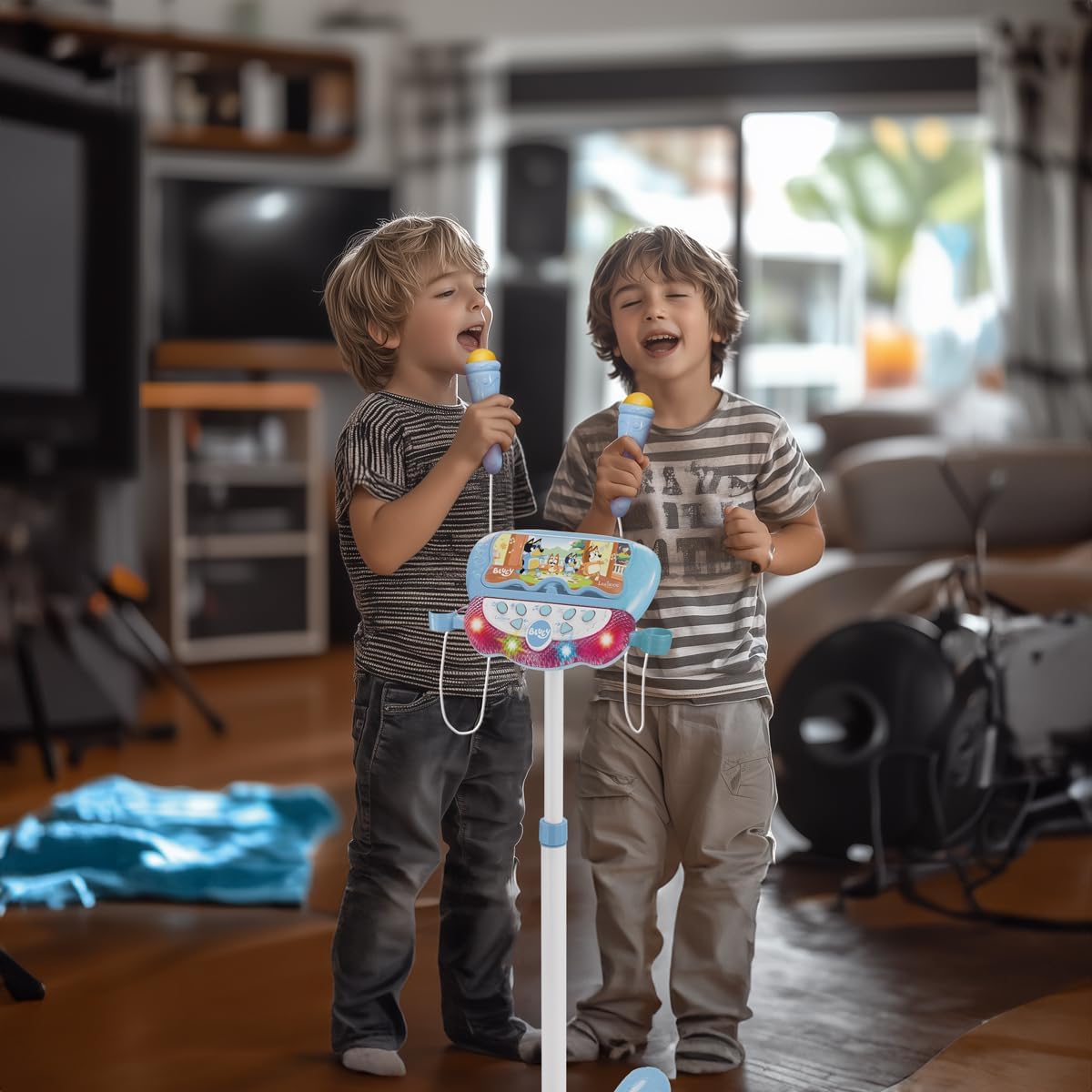 Lexibook - Bluey Adjustable Stand With 2 Mic (S160By)