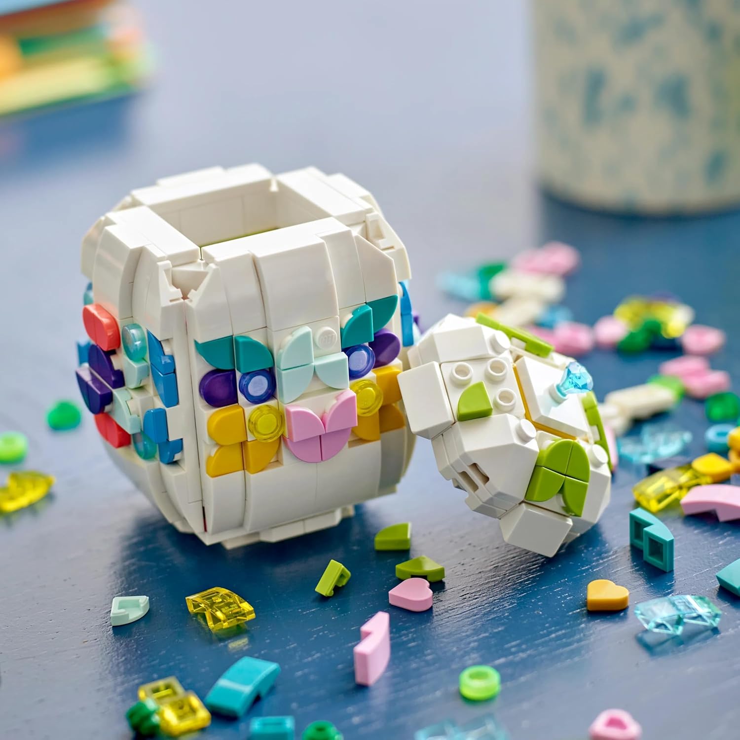 LEGO Decorative Easter Egg - Toy Ornament w/Colourful Decoration Pieces incl. Gold Hearts & Gemstone - Arts and Crafts Gift for 9+ Year Old Girls & Boys - 40816