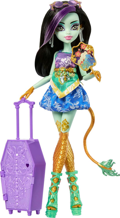 Monster High Skulltimate Secrets Jinafire Long Doll and Accessories Set, Destination: Gore-geous Oasis with Suitcase and 19+ Surprises like Clothes, JDR52
