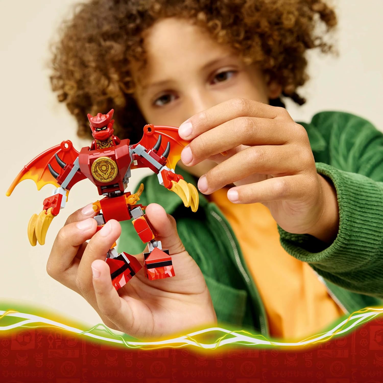 LEGO NINJAGO Kai's Dragon Mech Battle Pack - Ninja Toy w/an Action Figure, 3 Minifigures & Katanas - Birthday Gift for 6+ Year Old Boys & Fans - 71851