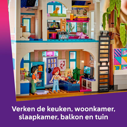 LEGO Friends Liann's Family House Toy - Miniature Set incl. a Garden, 4 Mini Dolls, Pet Axolotl & Gecko Animal Figures and Accessories - Birthday Gift for 7+ Year Old Girls - 42687