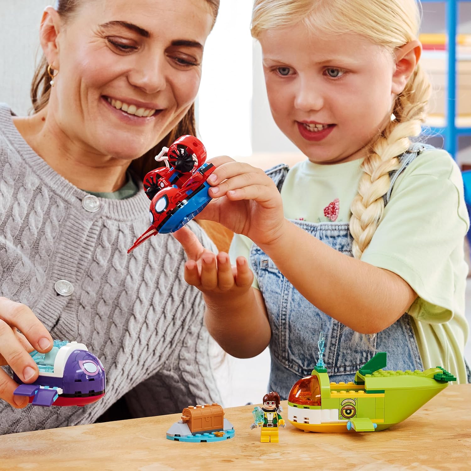 LEGO ǀ Marvel Spidey: Underwater Vehicles - SuperHero Toy w/ 3 Submarines & 3 Minifigures - Gift for 4+ Year Old Boys and Fans of the Spidey and his Amazing Friends Show - 11207