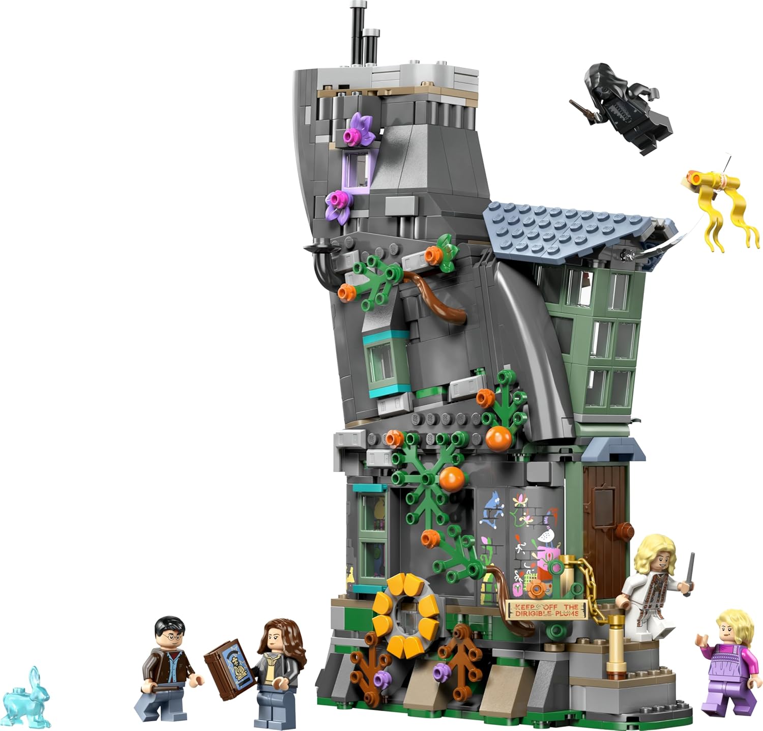 LEGO Harry Potter Luna Lovegood's House Toy - DIY Miniature Model Kit w/a Light Brick & 5 Minifigures - Bedroom Decor Idea - Gift for 10+ Year Old Girls, Boys & Fans - 76467
