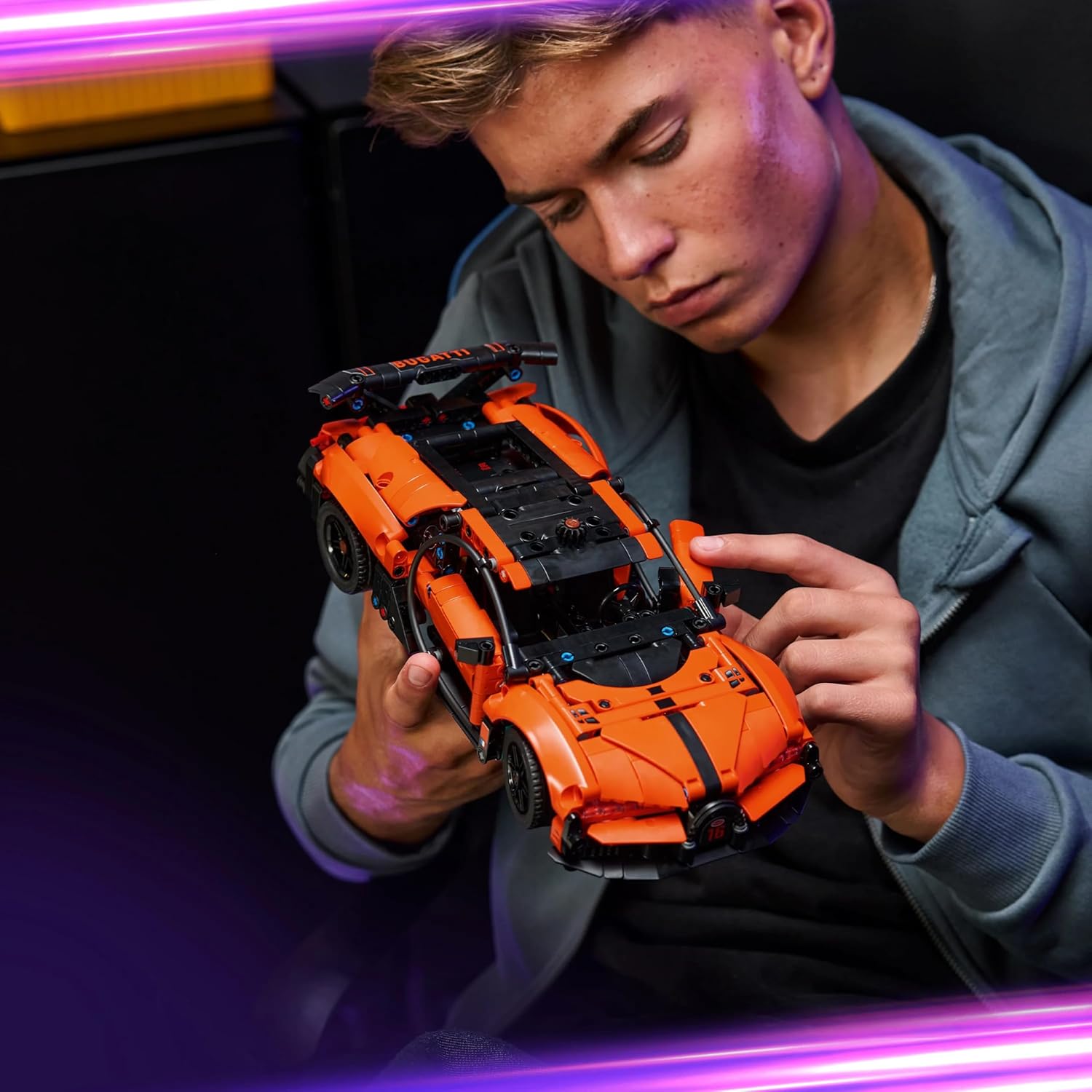 LEGO Technic Bugatti Chiron Pur Sport Hypercar Toy - Race Car Model Kit w/a W16 Engine, Steering & Opening Doors - Gift for 9+ Year Old Boys & Motorsport Fans - 42222