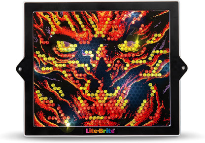 Basic Fun Lite-Brite Colour Pop Stranger Things – Light-Up Creative Toy with 6 Templates, 650 Colourful Pegs & 4 Light Modes – HD Grid Display for Fans & Kids