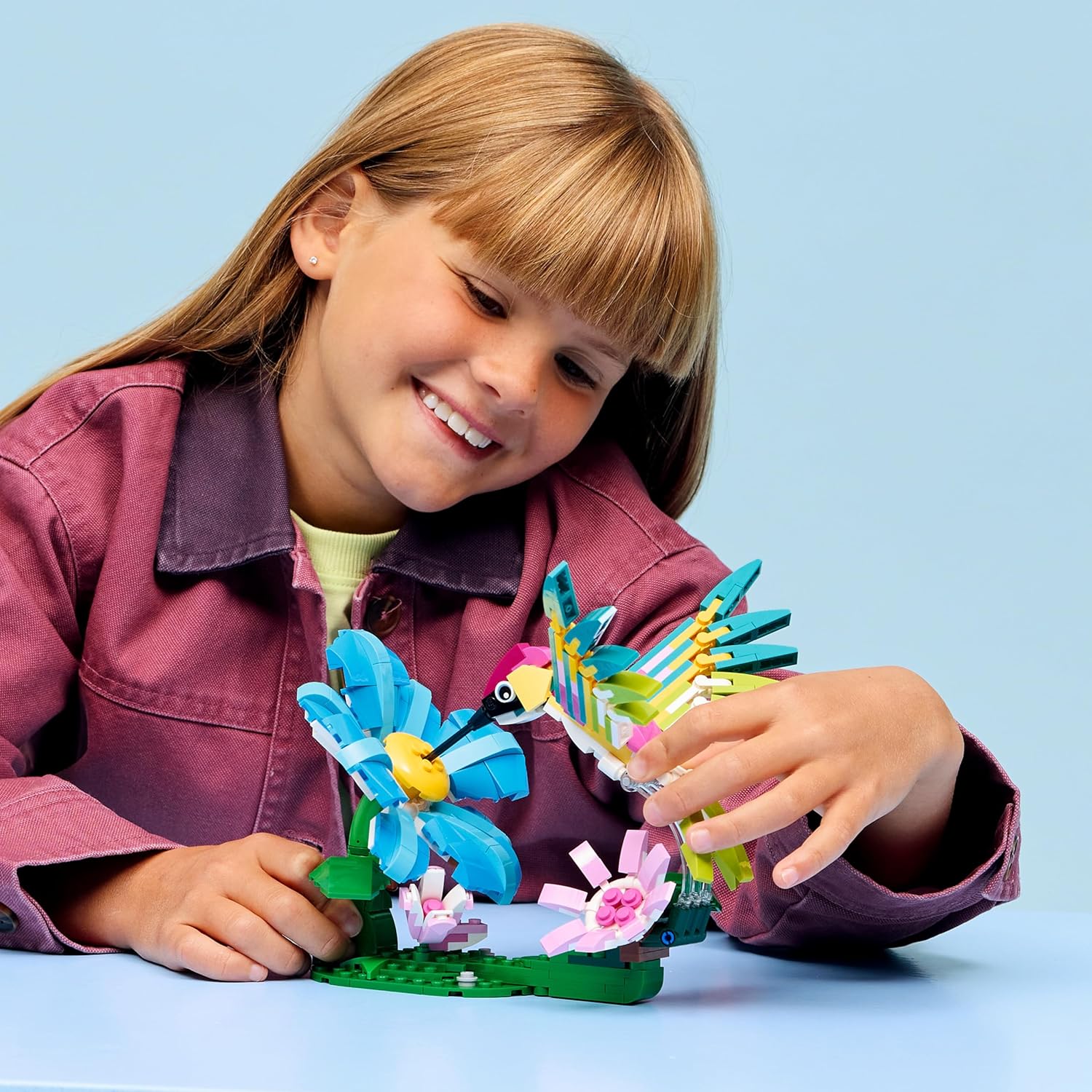 LEGO Creator 3in1 Wild Animals: Colourful Hummingbird - Bird Toy Transforms into a Butterfly or Fish Figure - DIY Room Decor Idea - Creative Gift for 8+ Year Old Girls & Boys - 31384