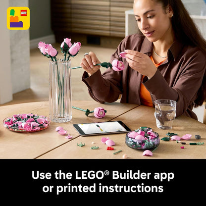 LEGO Botanicals Roze Rozenboeket Bouwpakket voor Volwassenen - Displaymodel Incl. Bloemen Figuur met Bewegende Poot, Goudmunt en Wensdecoraties - Cadeau-Idee voor Lentefestival - 10368