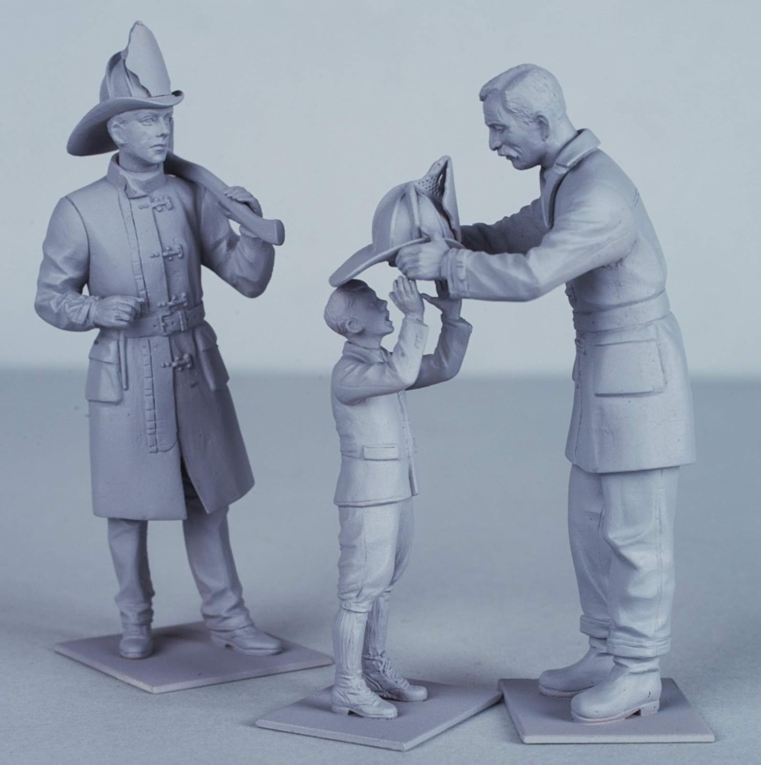 ICM 1:24 - American Firemen (1910's) 3 Figs