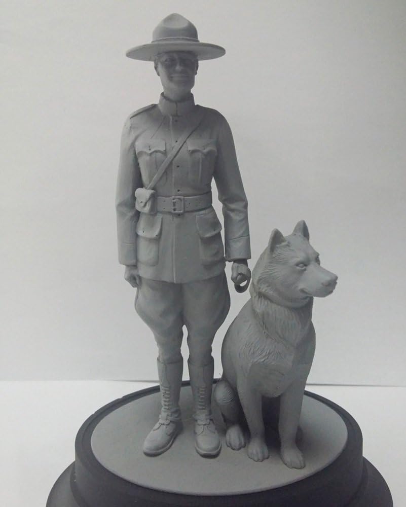 ICM 1:16 - RCMP Female Officer with Dog