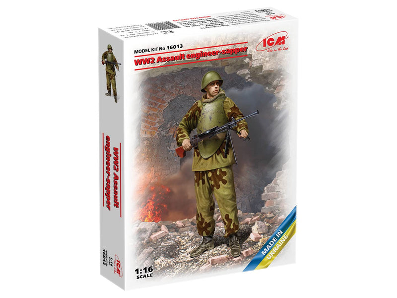 ICM 16013 1/16 World War II Soviet Army Assault Engineer Plastic Model