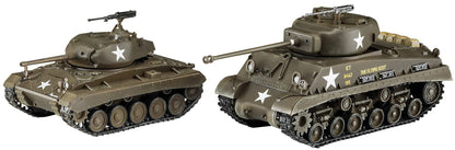 Hasegawa - 1/72 M4a3e Sherman En M24 Chaffee 2 Kits 30068