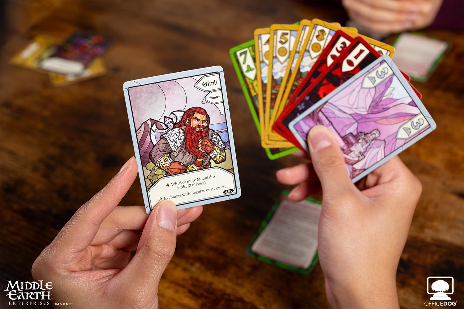 Asmodee | The Lord Of The Rings: The Two Towers: Trick-Taking Game | Coöperatief kaartspel | Leeftijd 10+ | 1-4 spelers | 20+ minuten speeltijd Engels