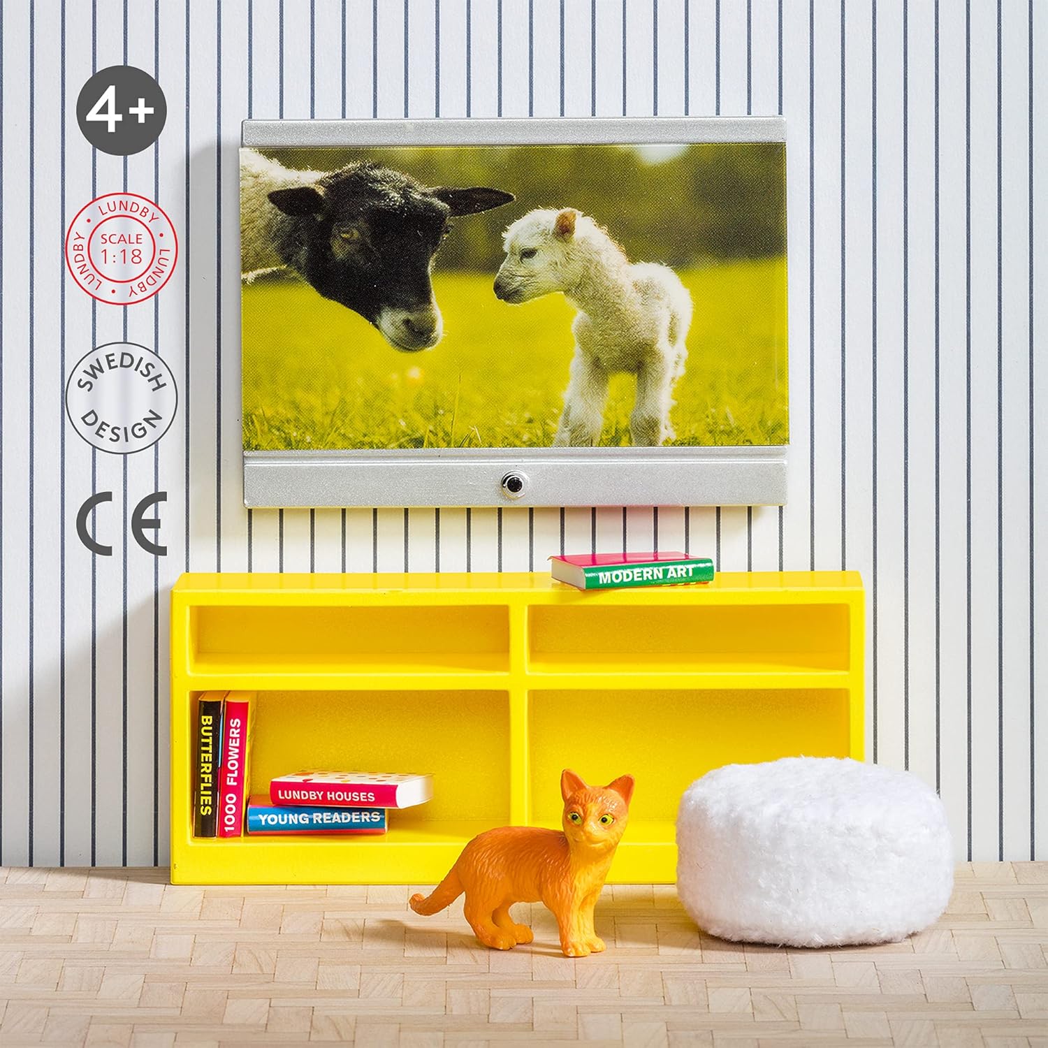 LUNDBY Poppenhuis Meubels — Woonkamer TV Set + Boekenkast — Poppenhuis Accessoires — 11 stuks voor 11 cm Mini Poppen, — Leeftijd 4+, 1:18